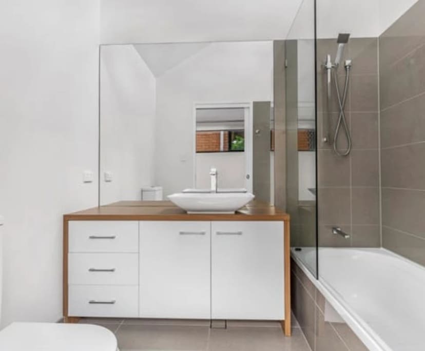 Unfurnished room with own bathroom