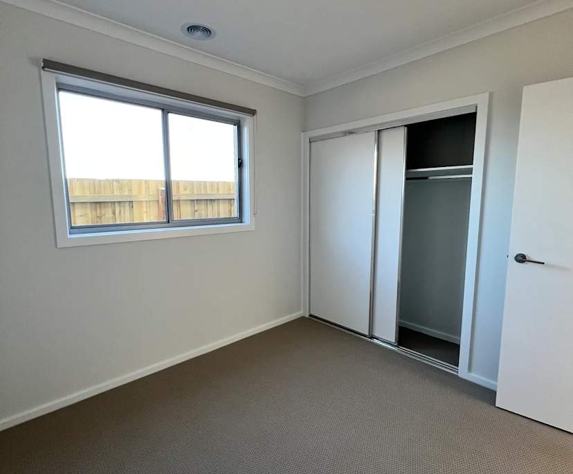 $210, Share-house, 3 bathrooms, Strathtulloh VIC 3338