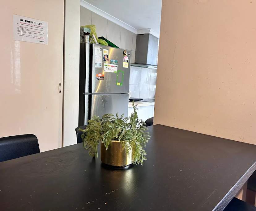 $165, Share-house, 3 bathrooms, Kensington VIC 3031