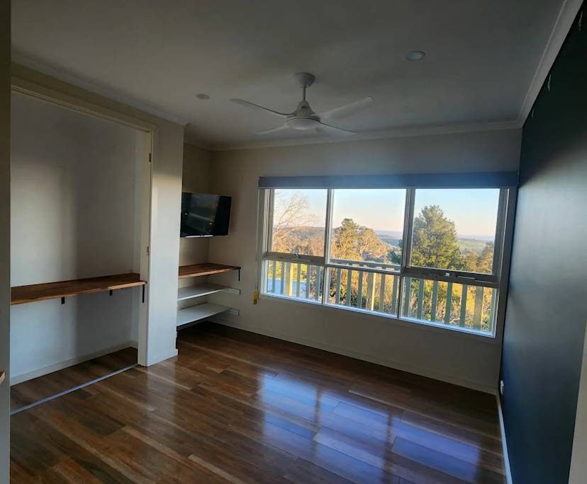 Unfurnished room in a share house
