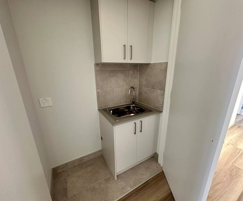 $610, Whole-property, 4 bathrooms, Thornhill Park VIC 3335