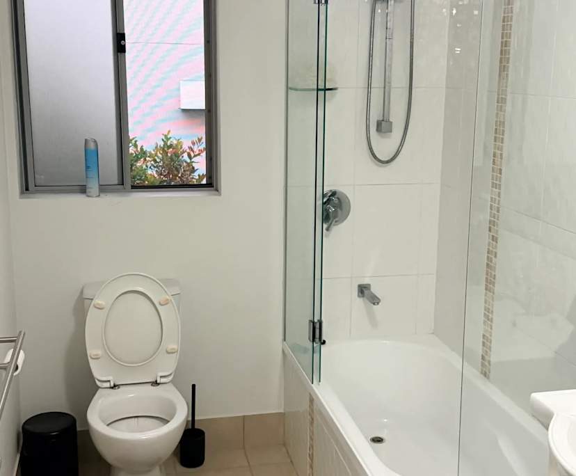 $300, Flatshare, 2 bathrooms, Nundah QLD 4012