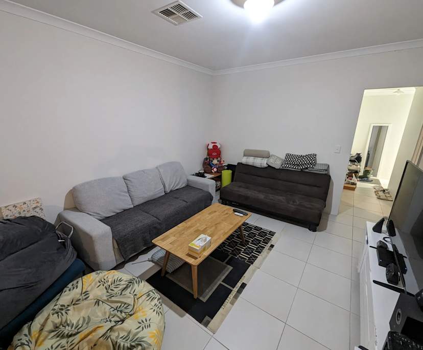 $245, Share-house, 3 bathrooms, Harrisdale WA 6112