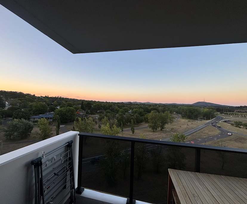 $290, Flatshare, 2 bathrooms, Phillip ACT 2606