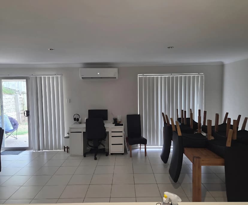 $300, Flatshare, 3 bathrooms, Waterford West QLD 4133