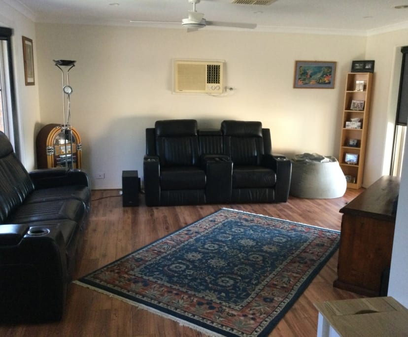 $250, Share-house, 4 bathrooms, Carrum Downs VIC 3201
