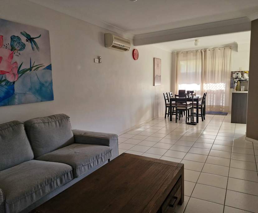 $220, Share-house, 3 bathrooms, Slacks Creek QLD 4127