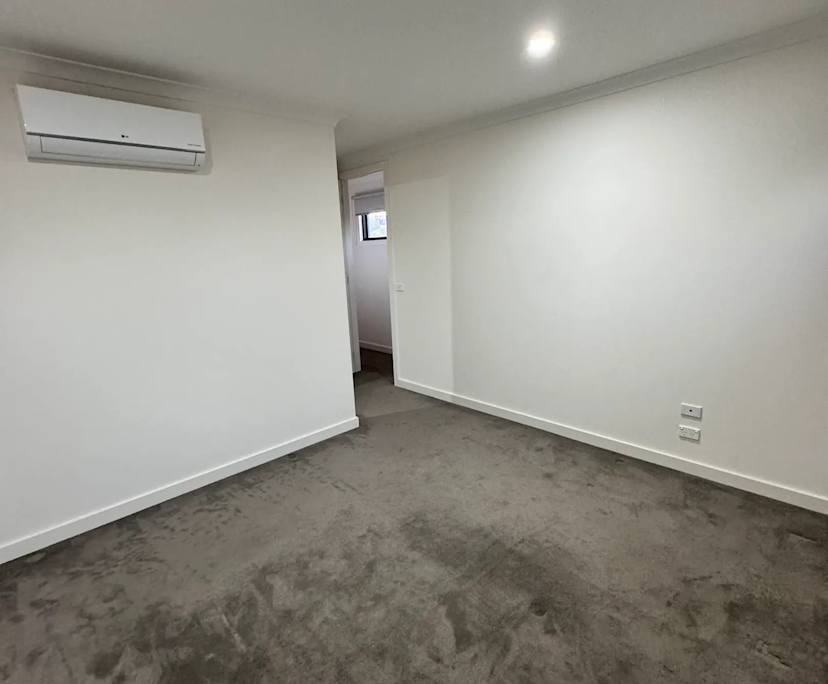 $320, Share-house, 3 bathrooms, Altona Meadows VIC 3028