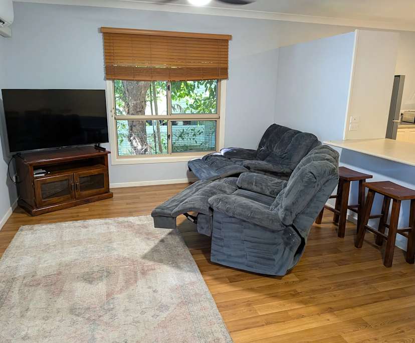 Furnished room granny flat for rent