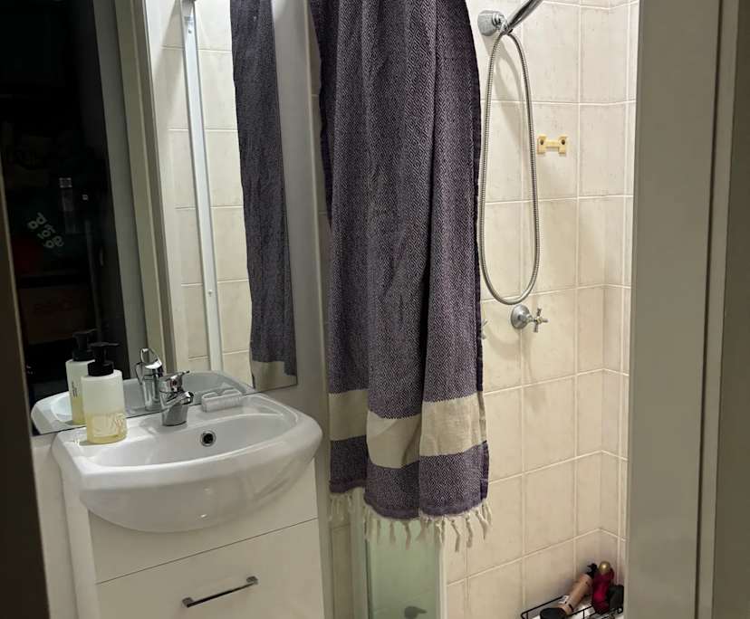 Furnished room with own bathroom