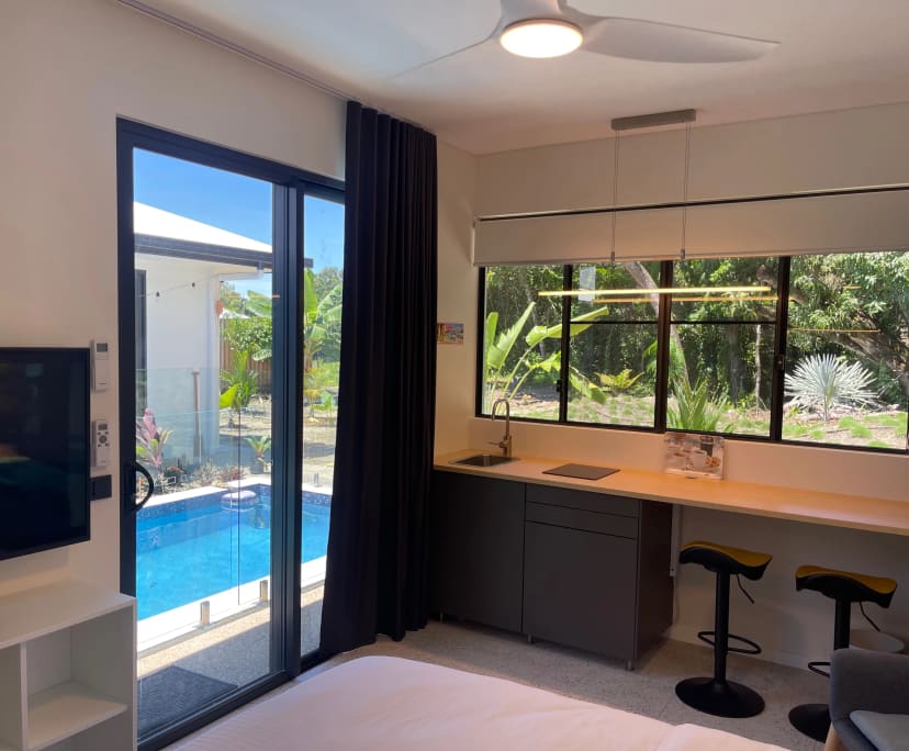 $400, Share-house, 5 bathrooms, Palm Cove QLD 4879