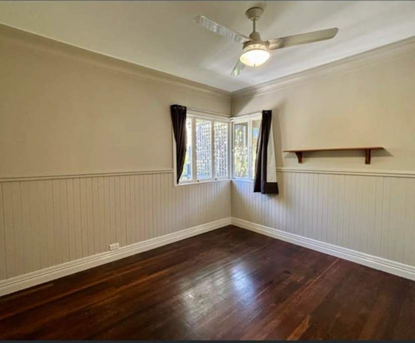 Unfurnished room in a share house