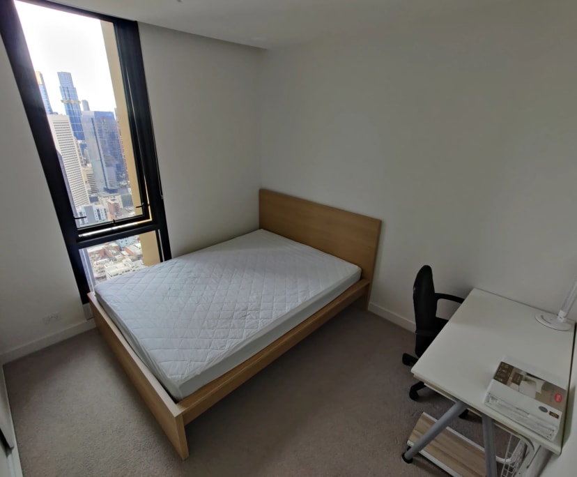 Furnished room in a flatshare