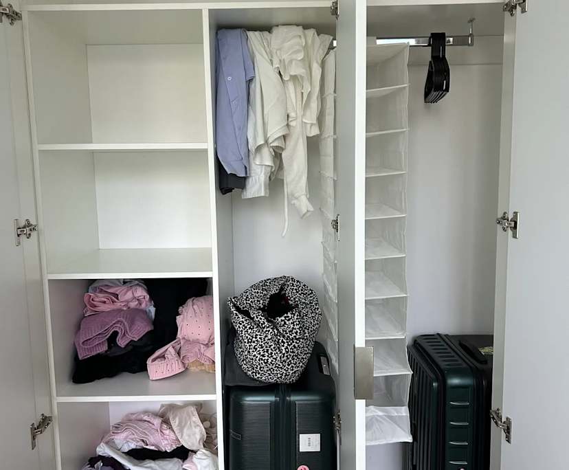 Furnished room in a flatshare