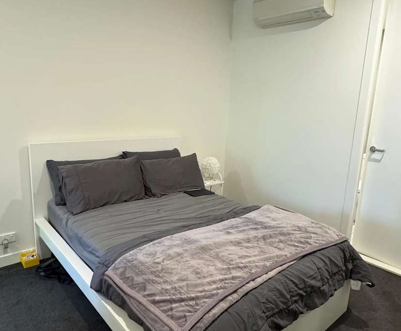 Furnished room with own bathroom