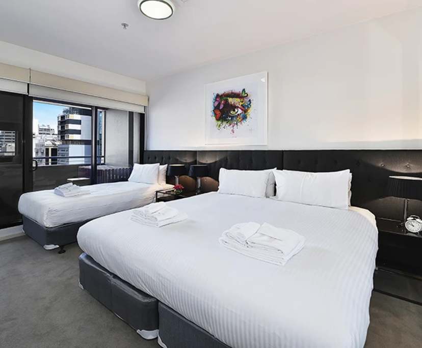 $770, 1-bed, 1 bathroom, Melbourne VIC 3000