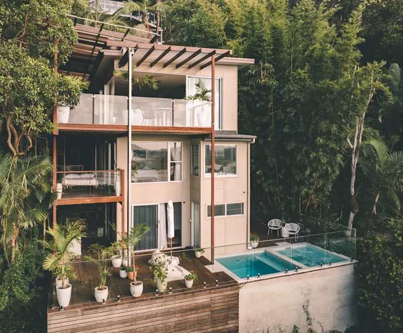 Whole property with 3 rooms for rent