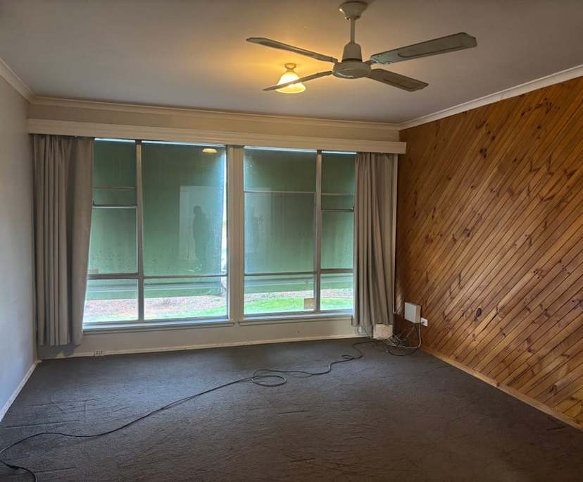 Unfurnished room in a share house