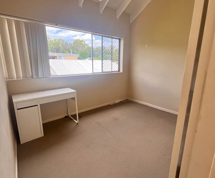 $215, Flatshare, 2 bathrooms, Herston QLD 4006