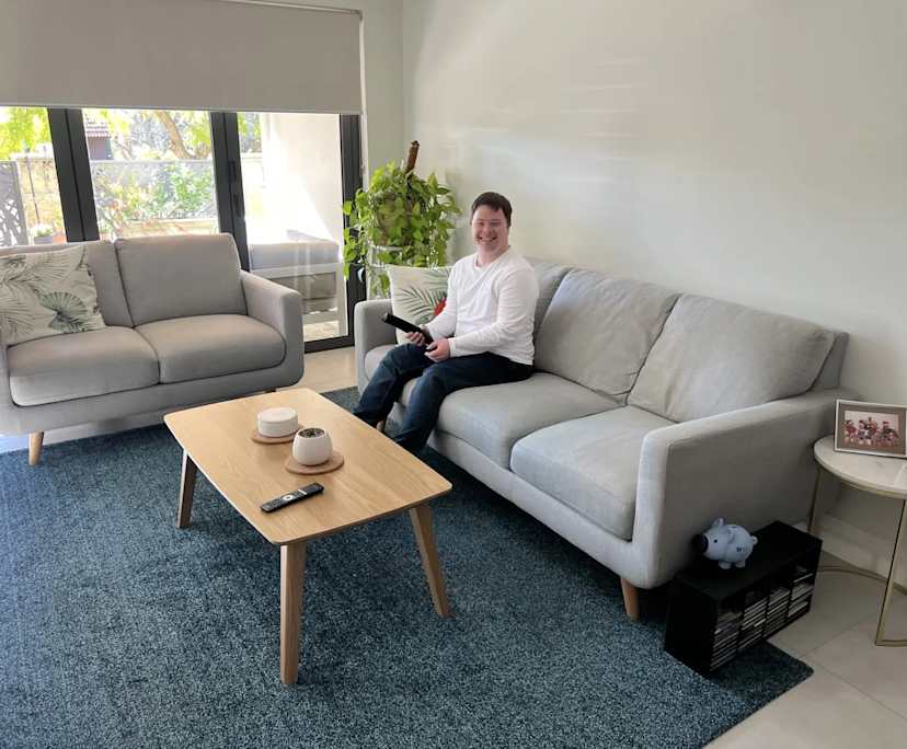 Unfurnished room with own bathroom