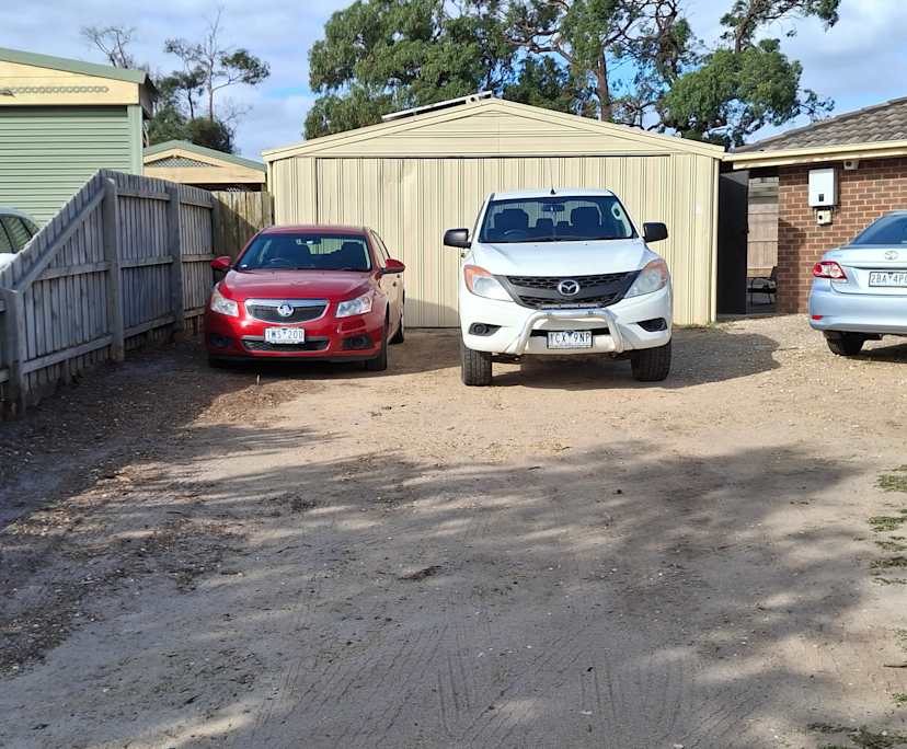 Unfurnished room with ensuite in a flatshare