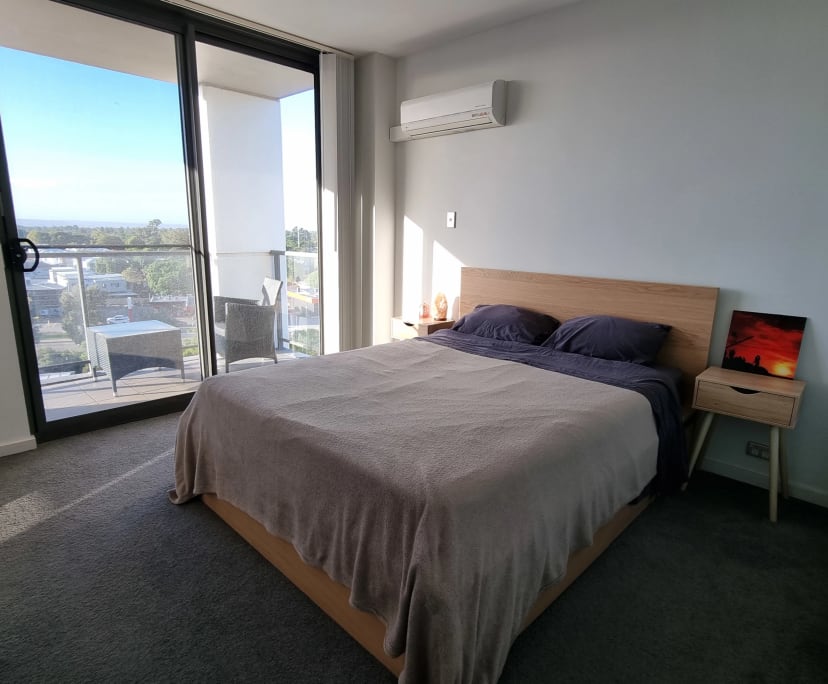 Furnished room in a flatshare