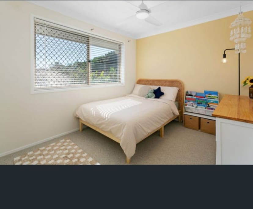 Whole property with 3 rooms for rent