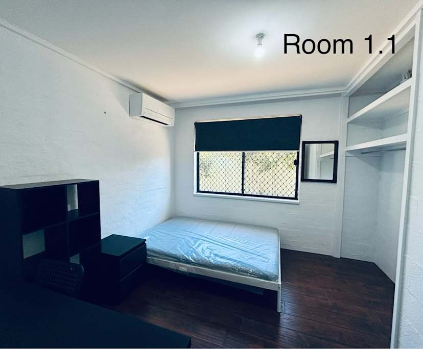 Furnished room in a share house