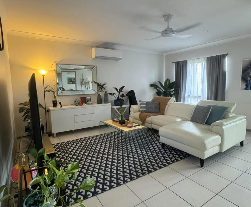 Furnished room in a share house