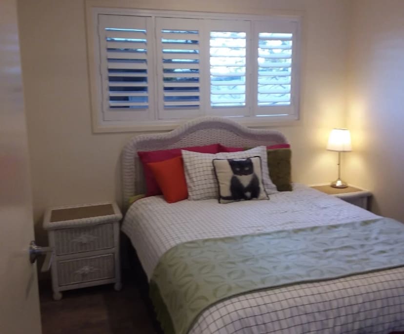 Furnished room in a share house