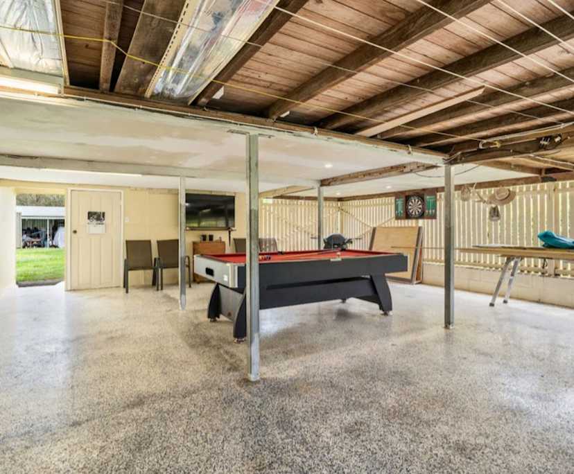 $350, Share-house, 4 bathrooms, Howard QLD 4659