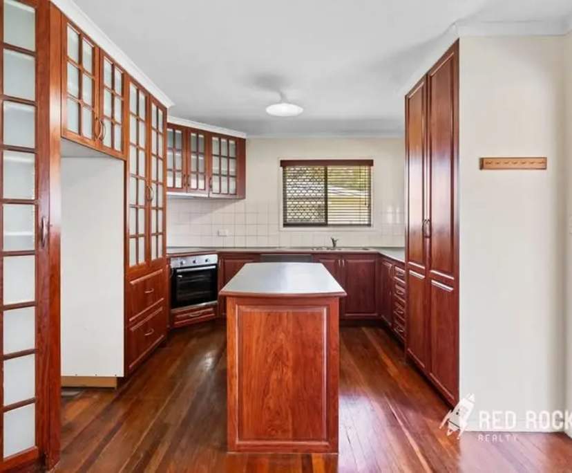 $1,350, Whole-property, 6 bathrooms, Coopers Plains QLD 4108