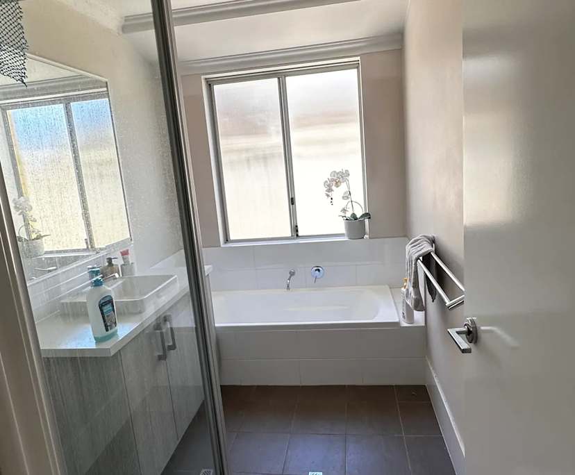 $275, Share-house, 3 bathrooms, Maddington WA 6109