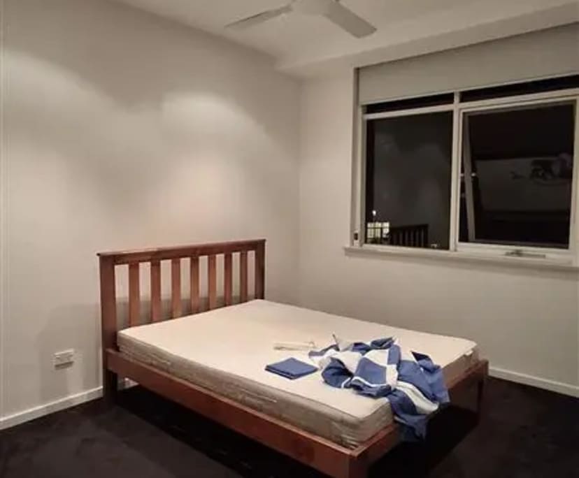 Unfurnished room in a flatshare
