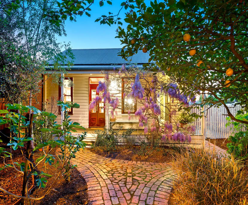 Granny Flat for Rent in Northcote, Melbourne 360,...