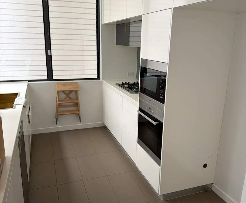 $350, Share-house, 4 bathrooms, Paradise Point QLD 4216