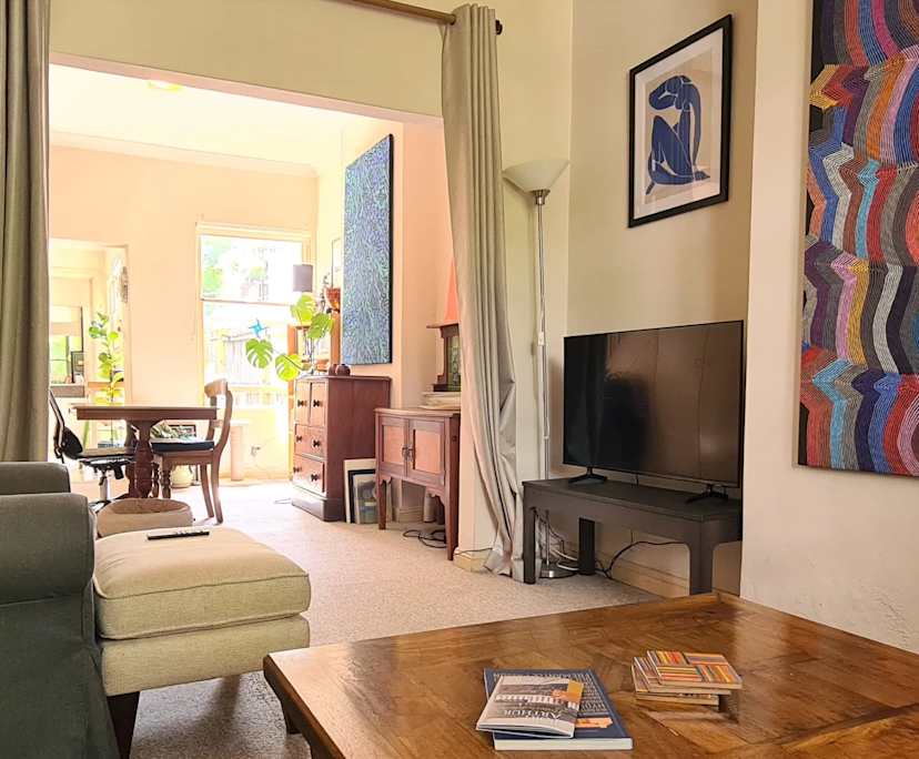 Room in a share house