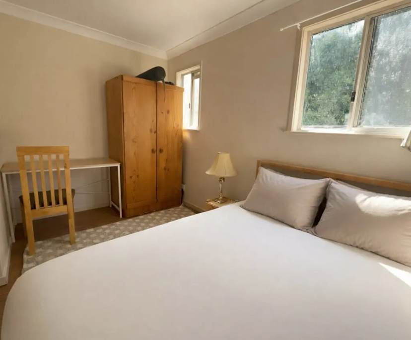 Furnished room in a share house