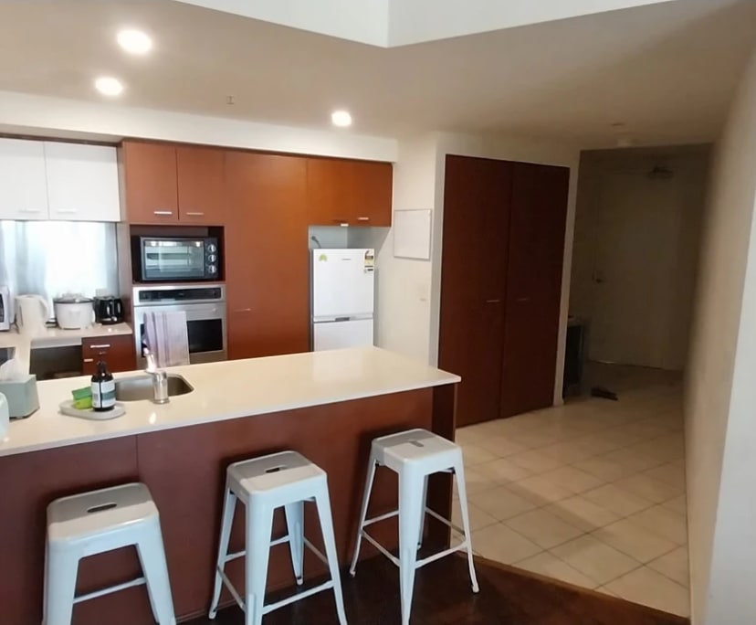 $280, Flatshare, 3 bathrooms, Surfers Paradise QLD 4217