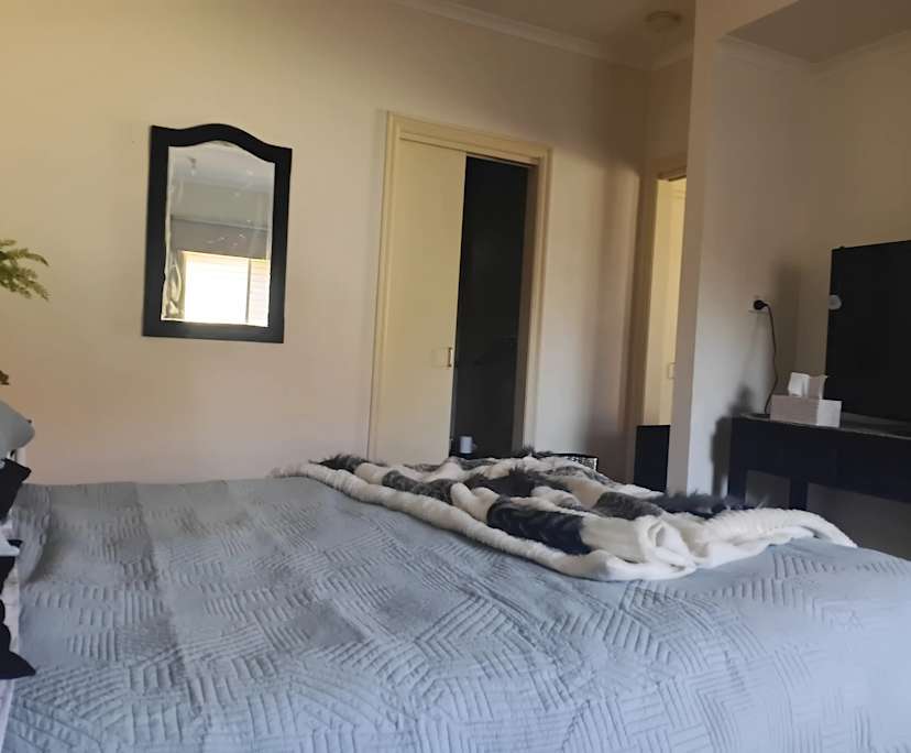 Furnished room granny flat for rent