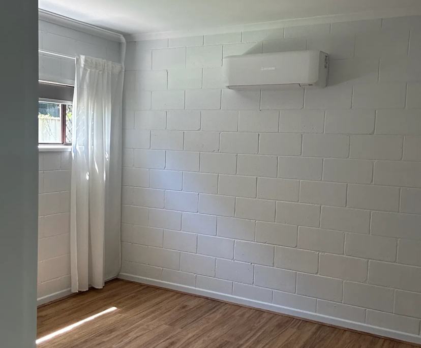 Unfurnished room with own bathroom