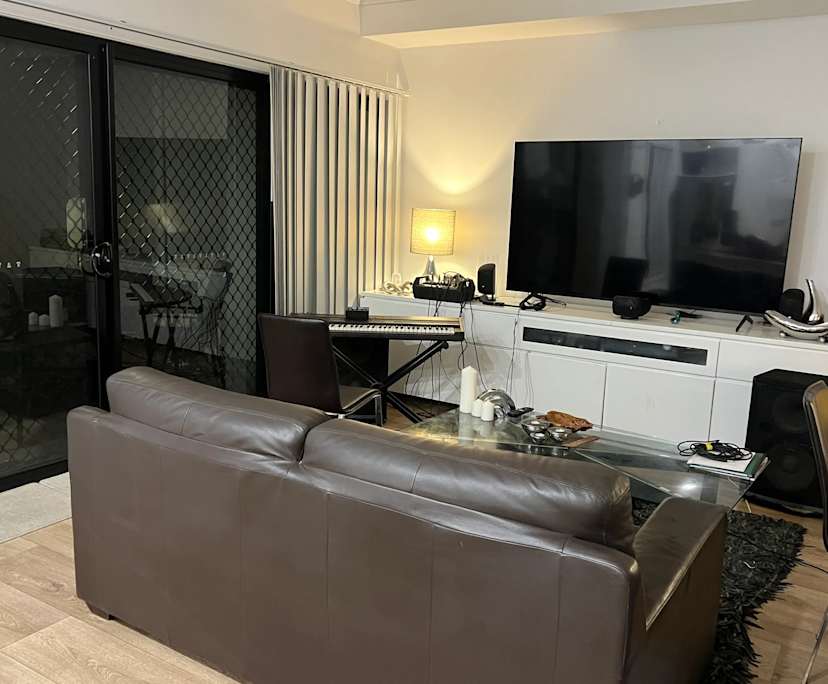 $350, Student-accommodation, 3 bathrooms, Buderim QLD 4556