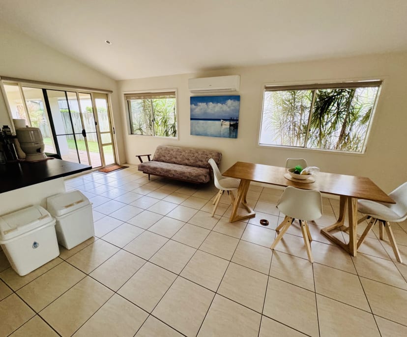 $400, Share-house, 4 bathrooms, Twin Waters QLD 4564