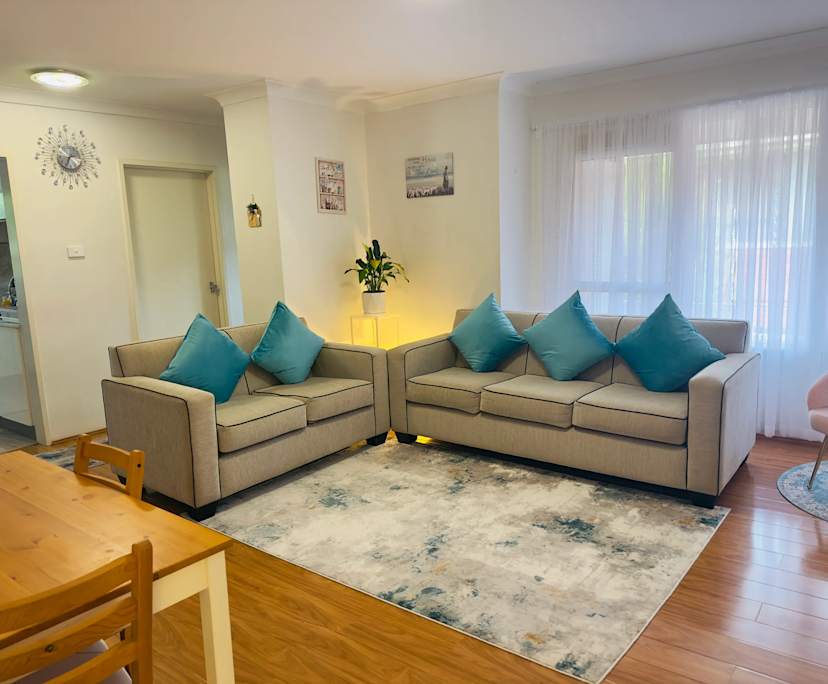 Unfurnished room in a flatshare