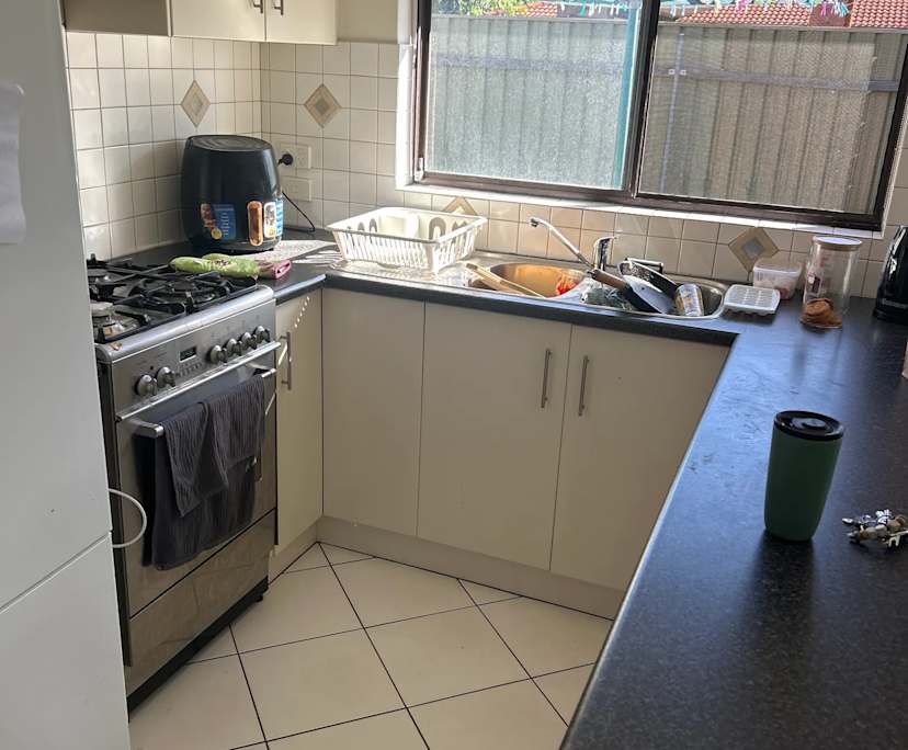 Unfurnished room in a share house