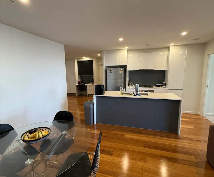 $450, Flatshare, 2 bathrooms, Toowong QLD 4066