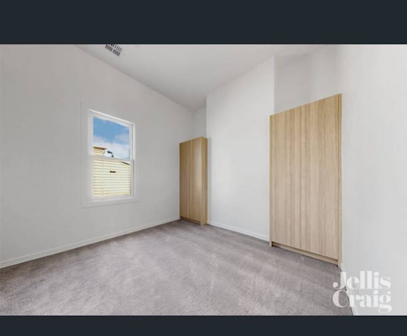 Unfurnished room in a share house