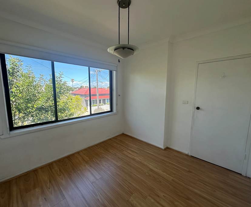 Unfurnished room in a share house