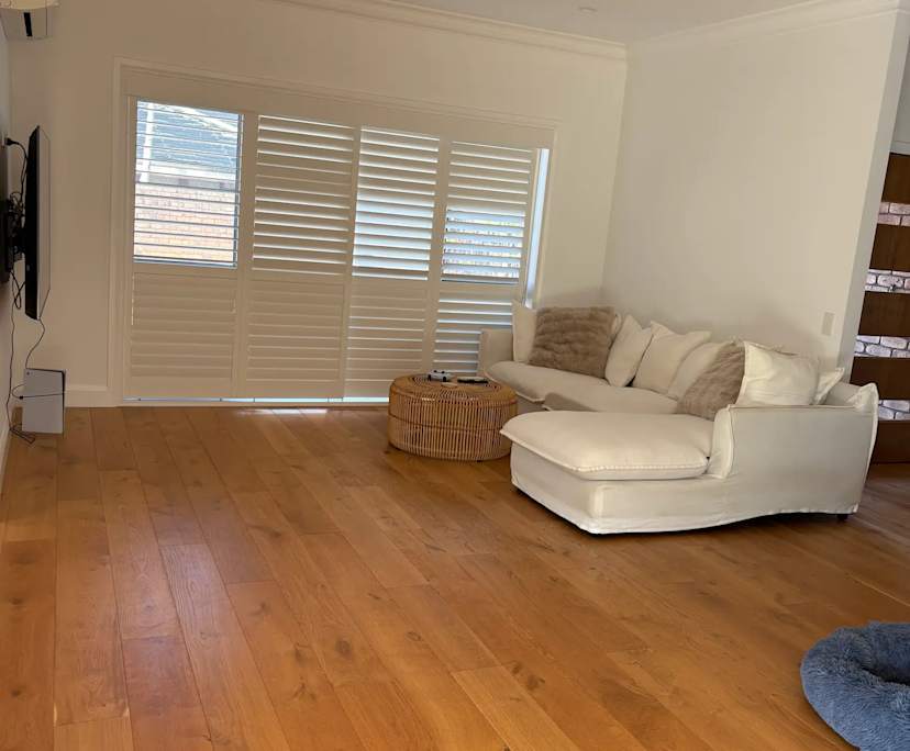 Unfurnished room in a share house