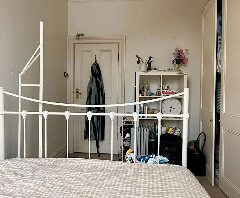 Unfurnished room in a share house